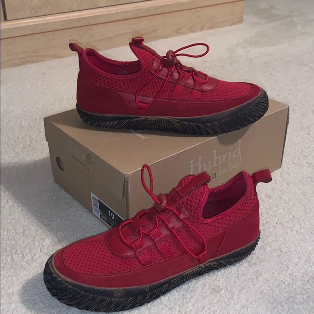 Hybrid Eco- Friendly Footwear